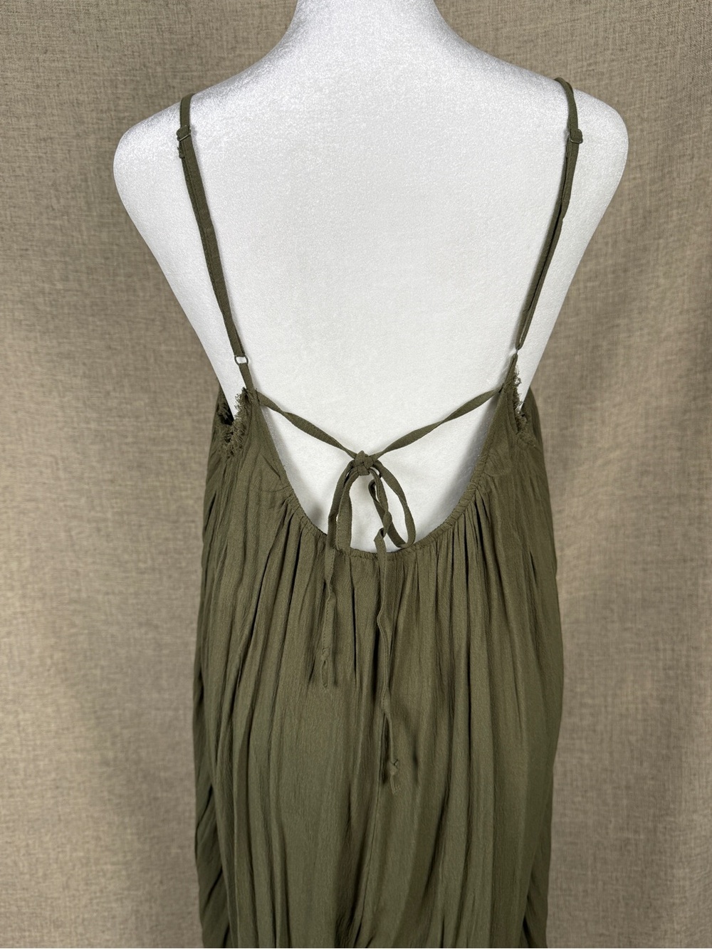 Wishlist Olive Wide-leg Gauzey Jumpsuit - Picture 5 of 6